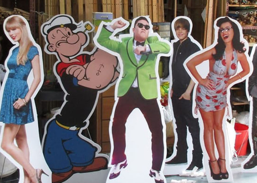 img-standee-printing-sevice-include